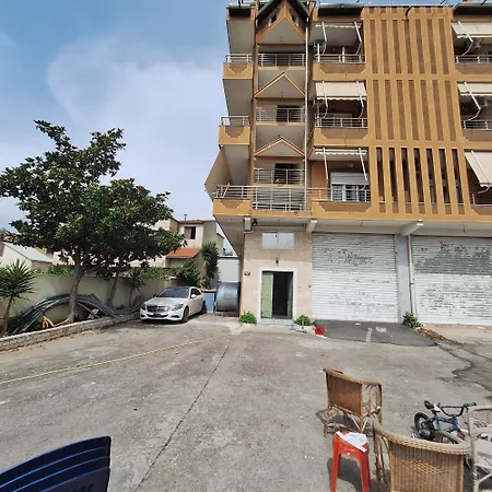 Apartment Big House 1